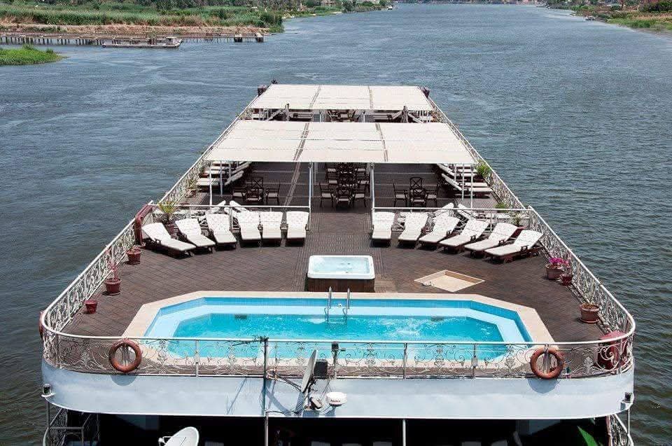 Sun deck